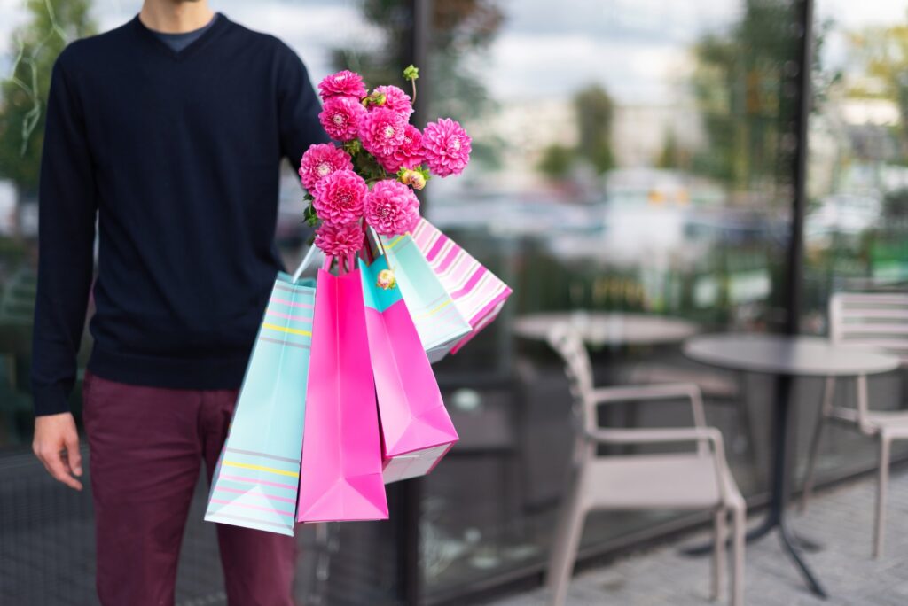 bunch of pink gift bags